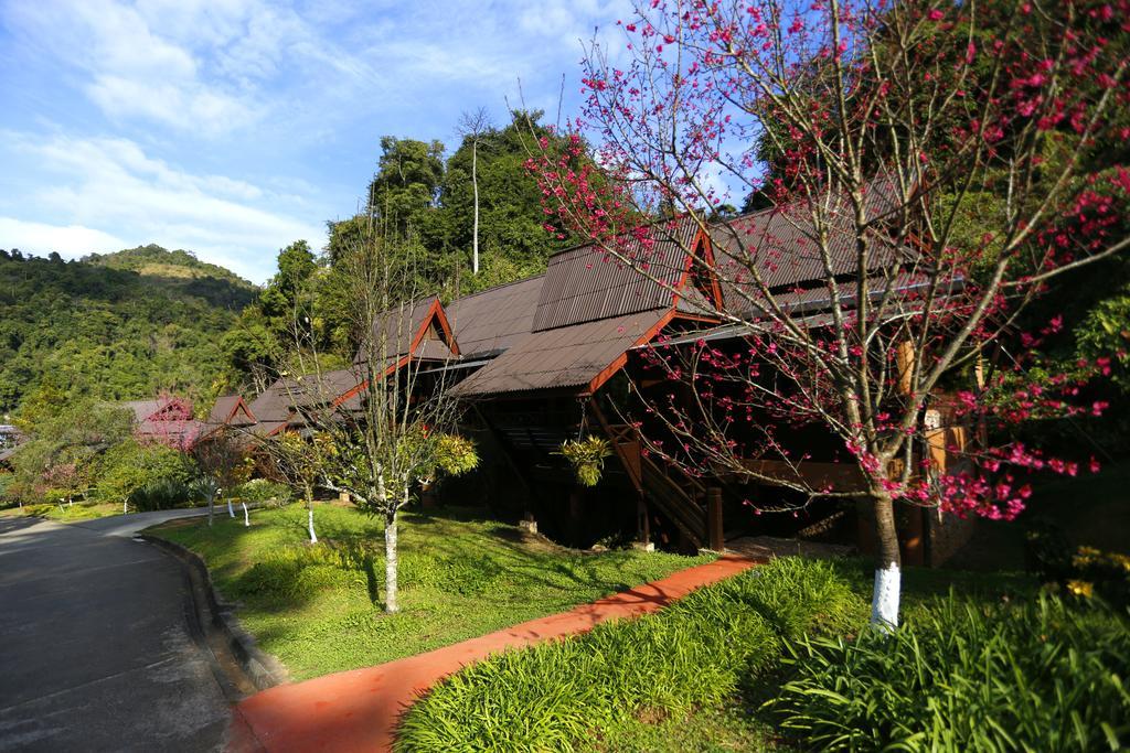 Angkhang Nature Resort Fang Exterior photo